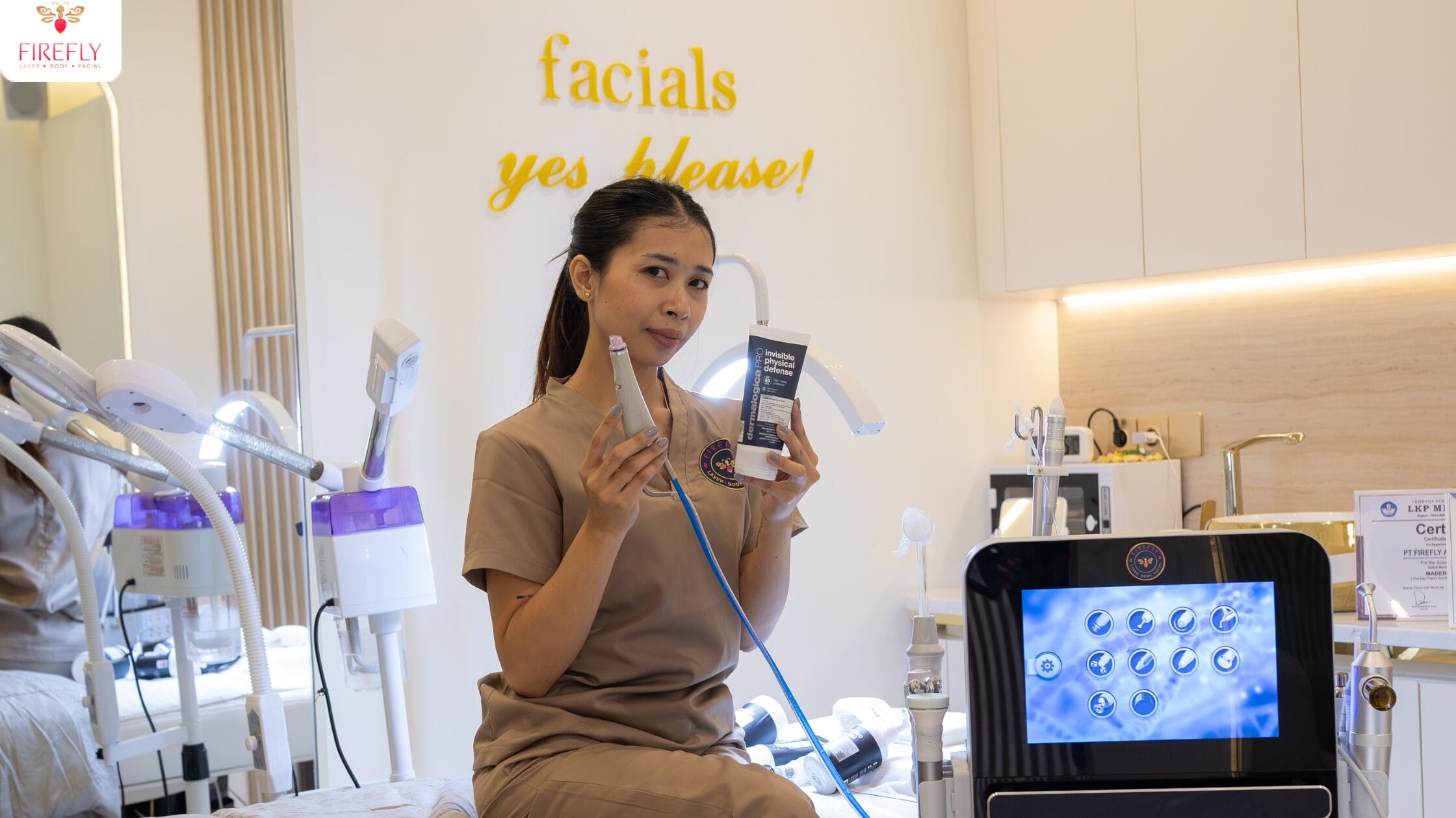 Firefly Laser & Aesthetic Boutique treatment room in Canggu.